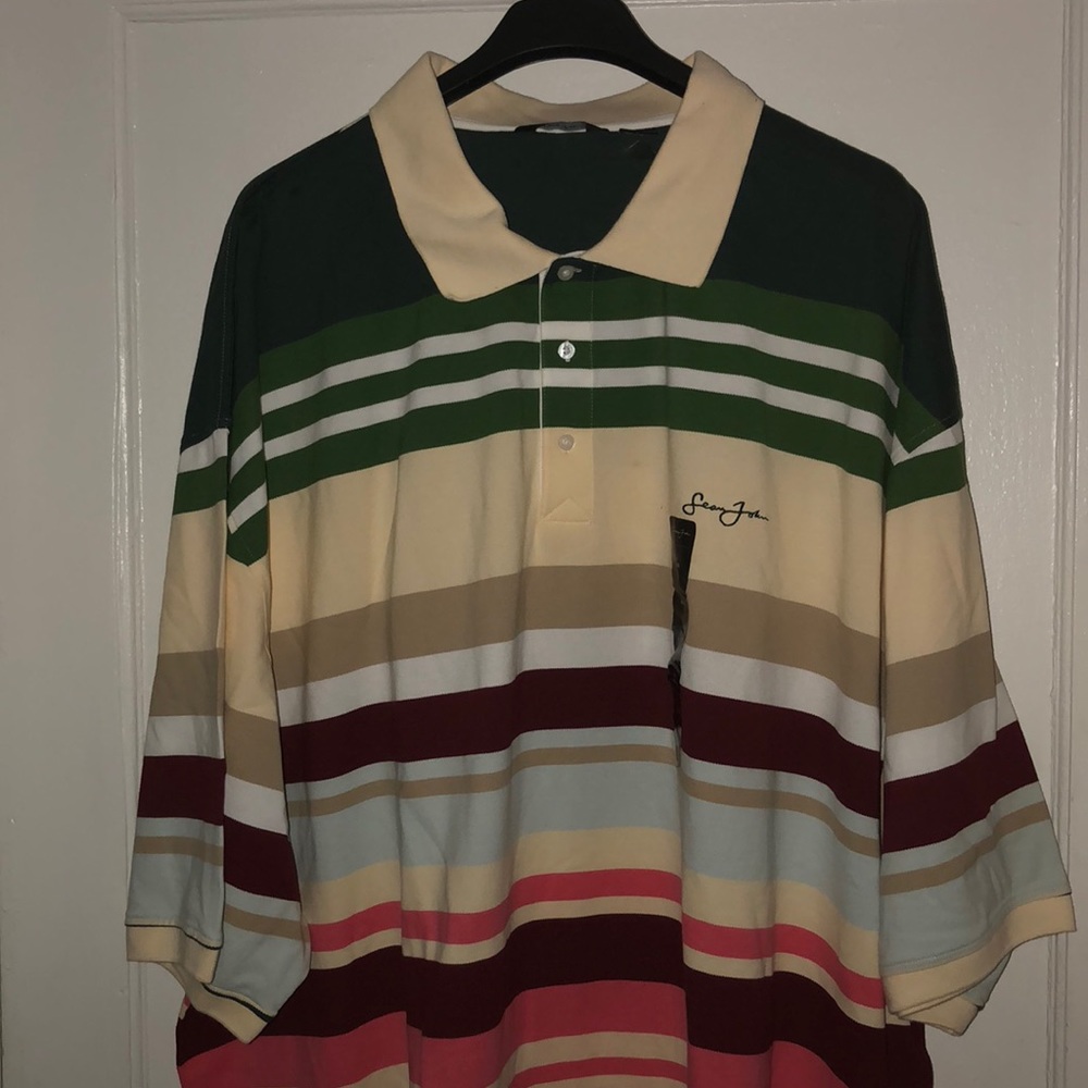 Sean John big and tall polo neck top.